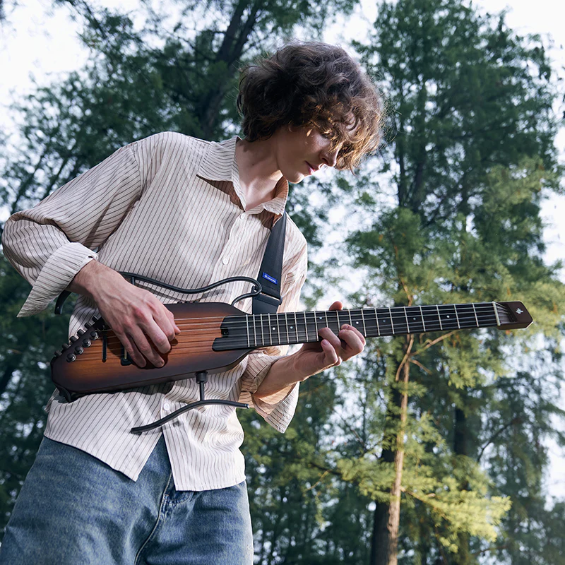 Donner HUSH C Chitarra classica con corde di nylon da viaggio - Image 24